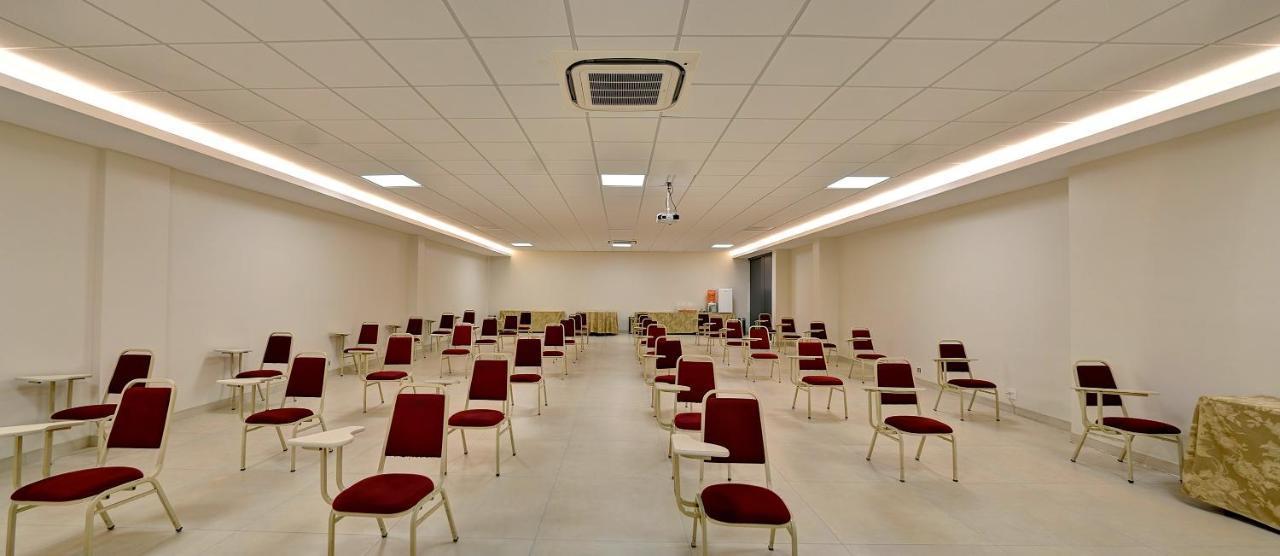 Hotel Porto Minas E Convencoes 3*
